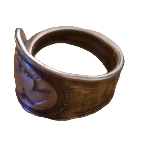 3/$30 Beautiful Gloria Swanson Vintage Spoon Ring Size 10 L4 - Picture 3 of 5